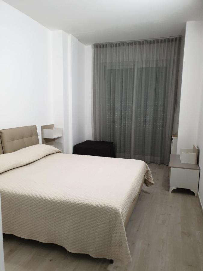 Iris Home 梅坦蓬托 外观 照片